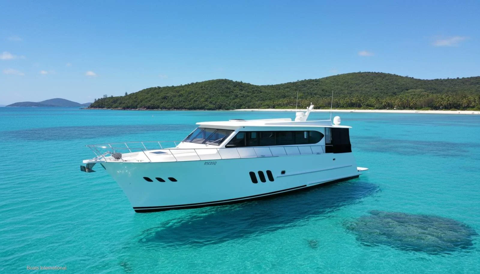 Island Gypsy 650 — photo 1 of 14